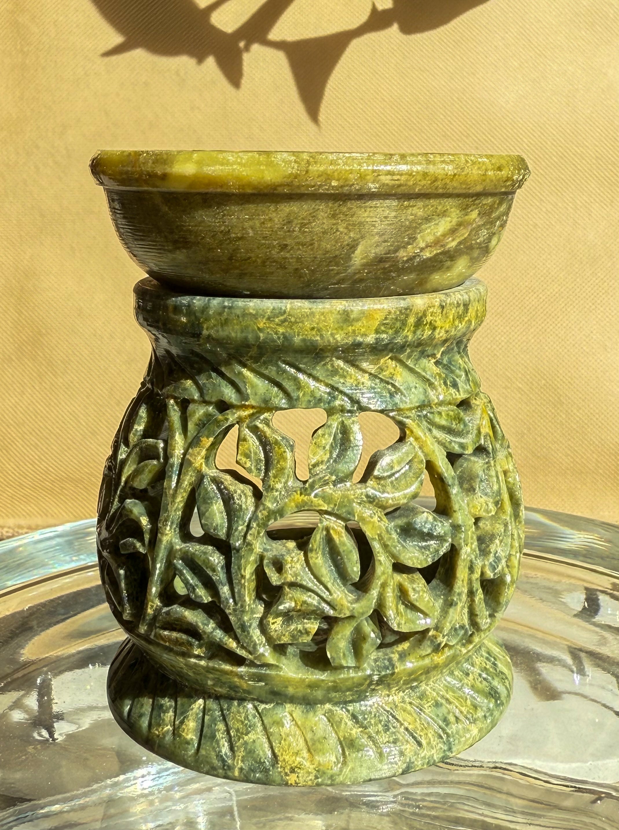 Emerald Mossstone | D2-T10